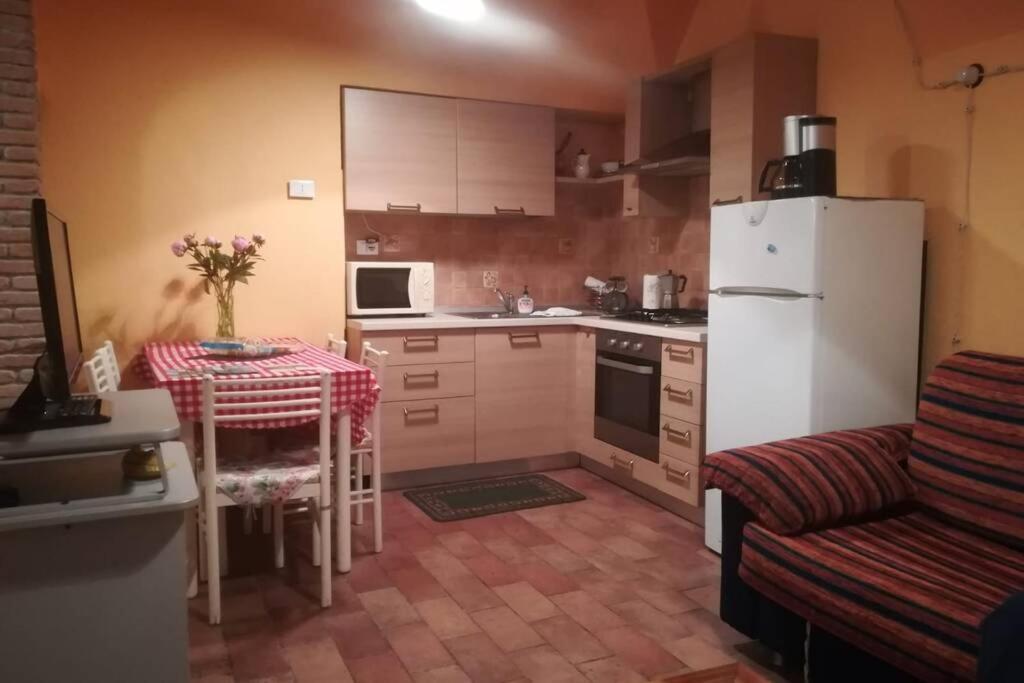 Ferienwohnung Casa Baciccia Badalucco Exterior foto